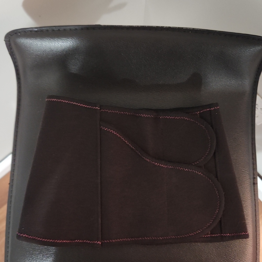 Belly Bandit postpartum recovery wrap XS, dark brown